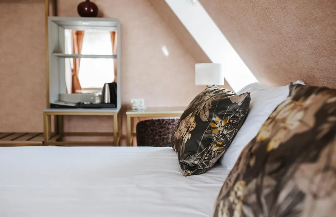 Hotel Wesseling-1